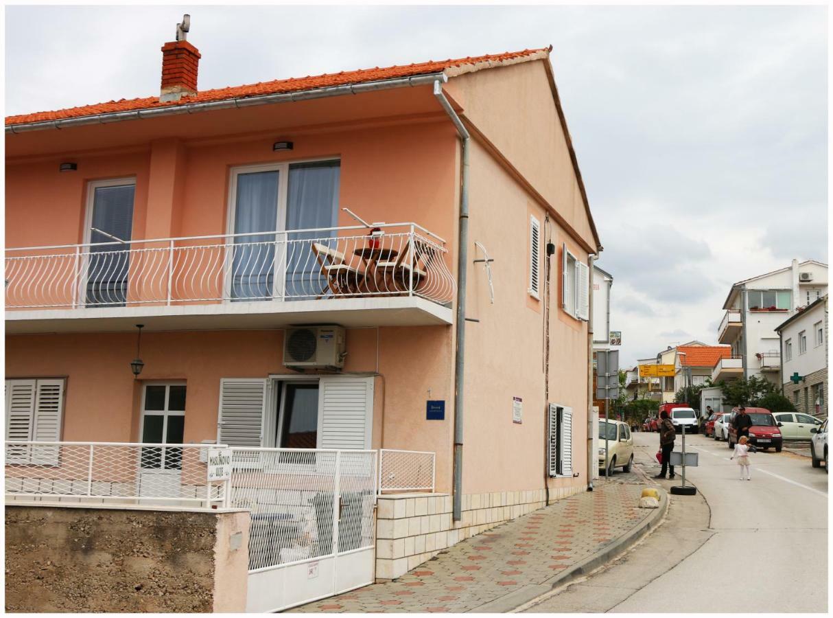 Apartman Loretta Primošten Esterno foto