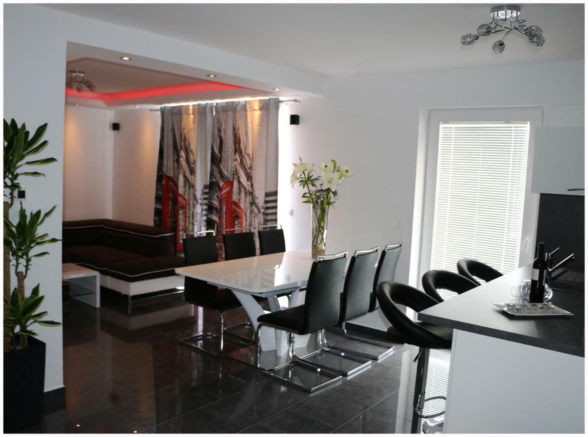 Apartman Loretta Primošten Esterno foto