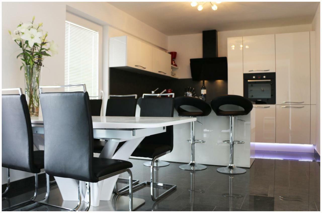 Apartman Loretta Primošten Esterno foto